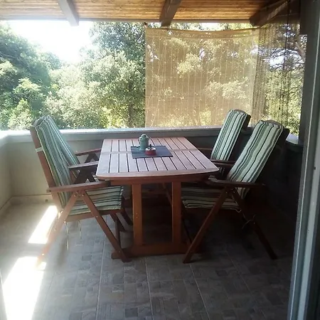Heni Apartment