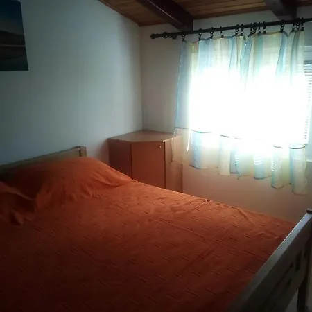 Heni Apartment *